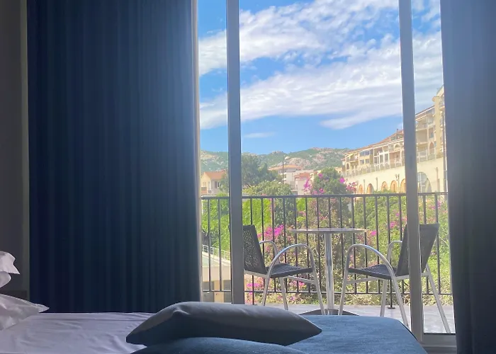 Отель Grand De 3*