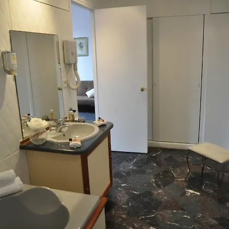 Hotel Grand De Calvi