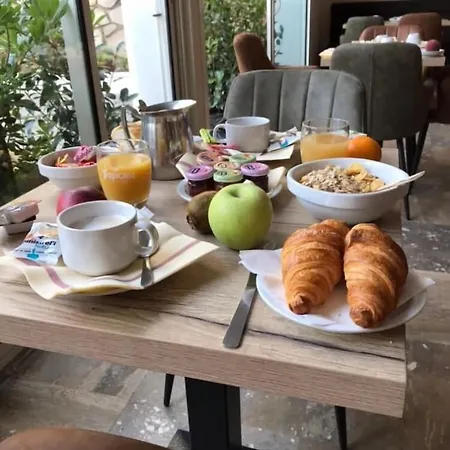 Grand De 3* Calvi (Corsica)