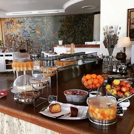 Grand De Calvi Hotel 3*