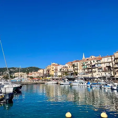 Grand De Calvi Hotel 3*