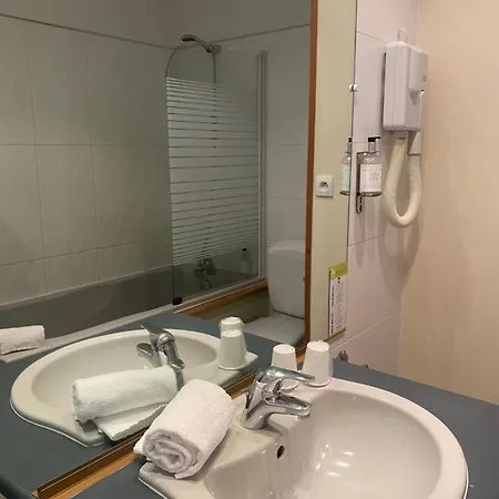 Grand De Calvi Hotel 3*