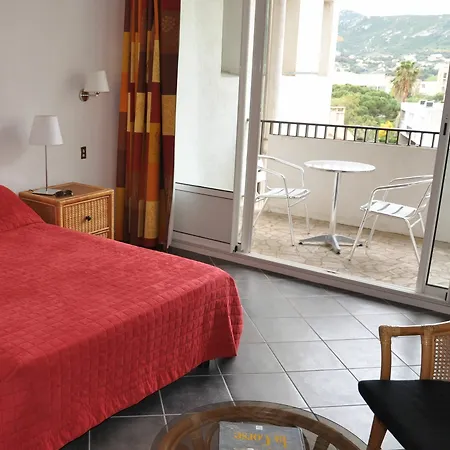 Hotel Grand De Calvi 3*