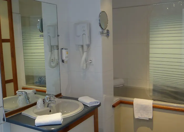 Otel Grand De Calvi (Corsica)