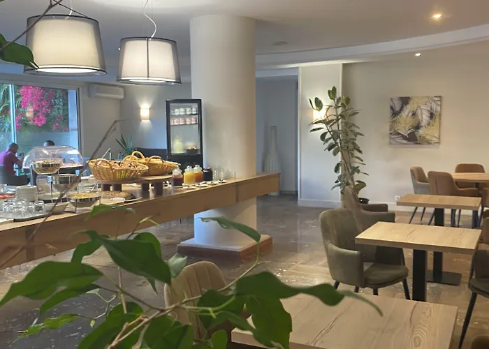 Grand De 3* Calvi (Corsica)